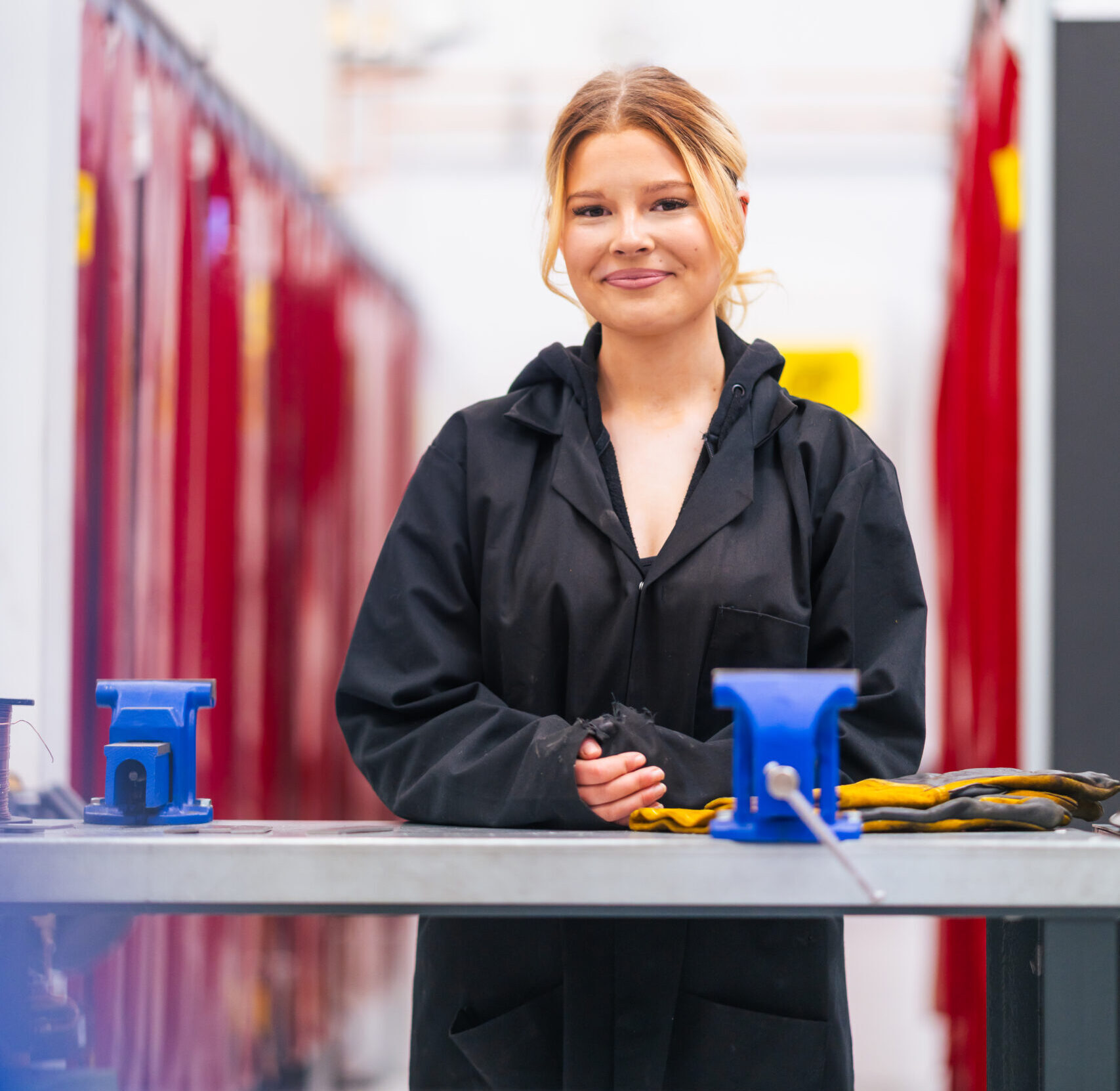 25.04.02-Degree-Apprentice-Engineering-Emily-Robertson-1-scaled.jpg